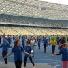 Флеш-моб з масових стрибків зі скакалкою серед дівчат
